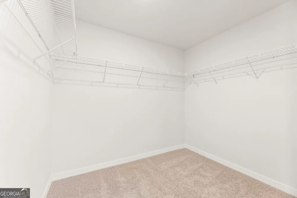 8030 Dickens DR Fairburn, GA 30213