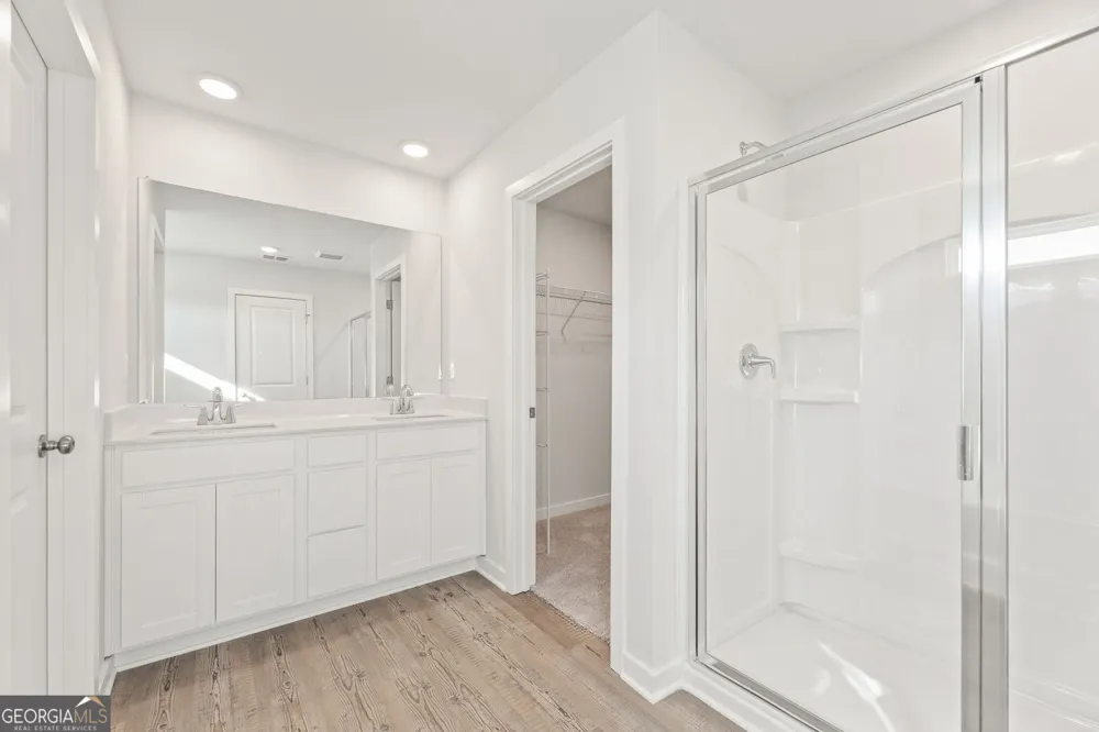 8030 Dickens DR Fairburn, GA 30213