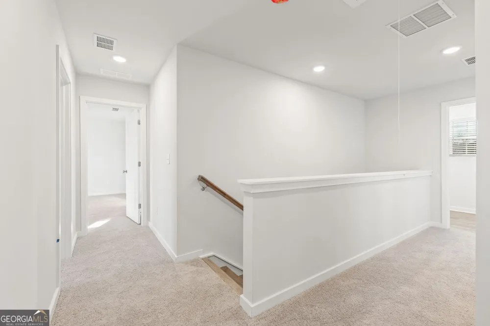 8030 Dickens DR Fairburn, GA 30213
