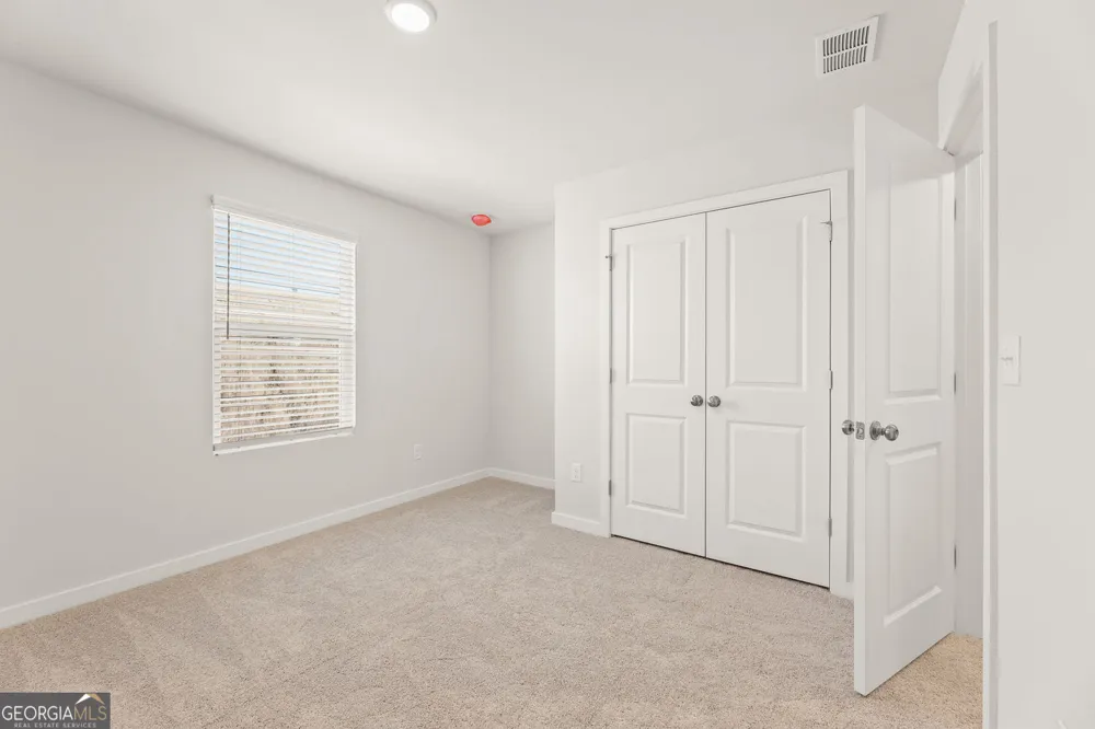 8030 Dickens DR Fairburn, GA 30213