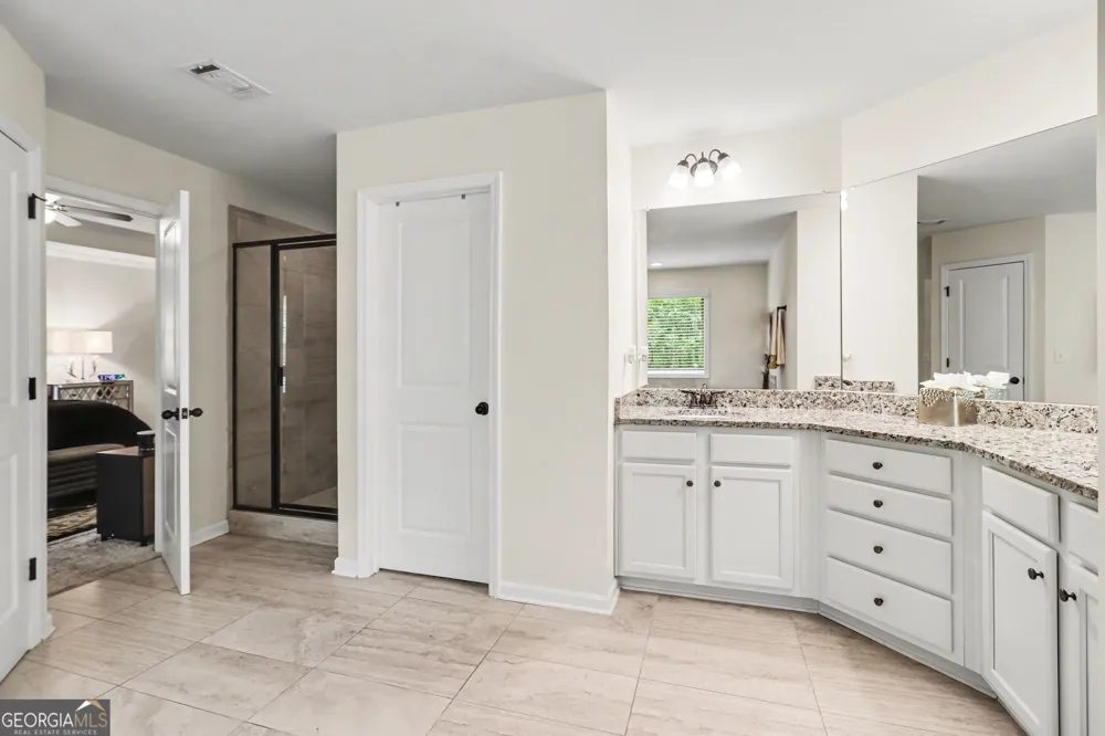 5513 Oconee DR Douglasville, GA 30135