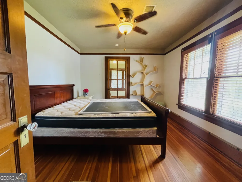 1711 S Holly ST Anderson, SC 29625
