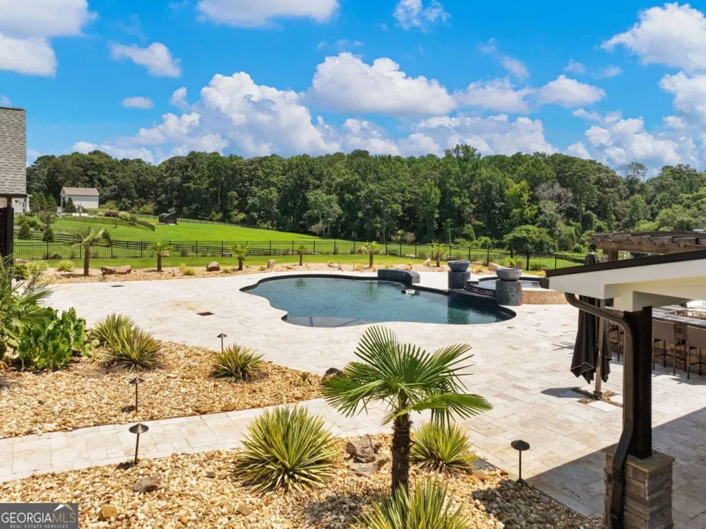 1044 Austin RD Winder, GA 30680