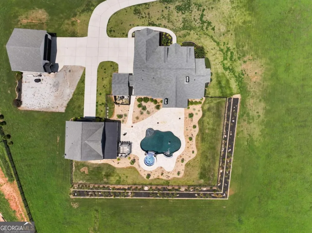 1044 Austin RD Winder, GA 30680