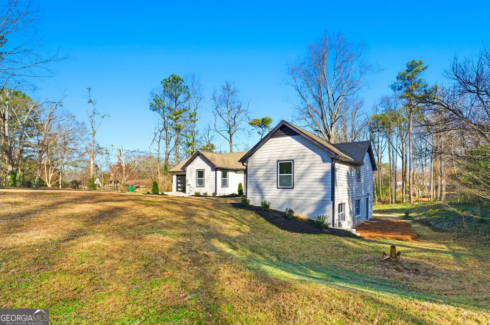 1715 Crestline DR NE Atlanta, GA 30345