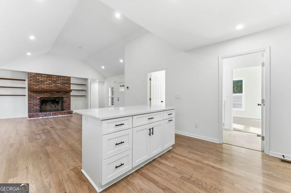 1715 Crestline DR NE Atlanta, GA 30345
