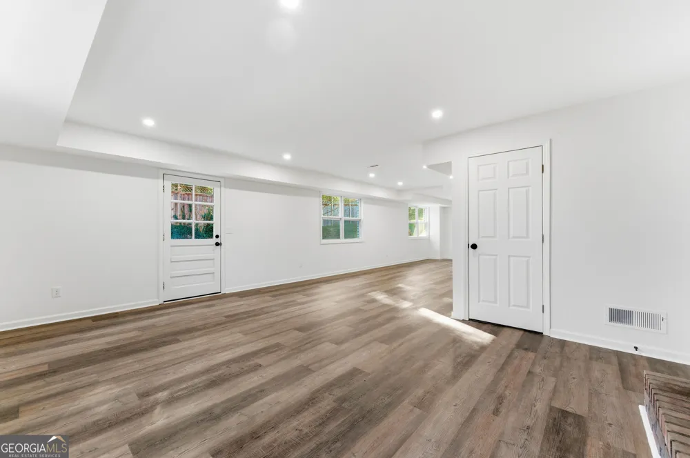 1715 Crestline DR NE Atlanta, GA 30345