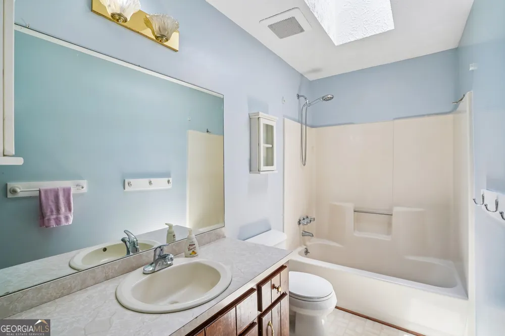659 Sunshine TRCE NW Acworth, GA 30102