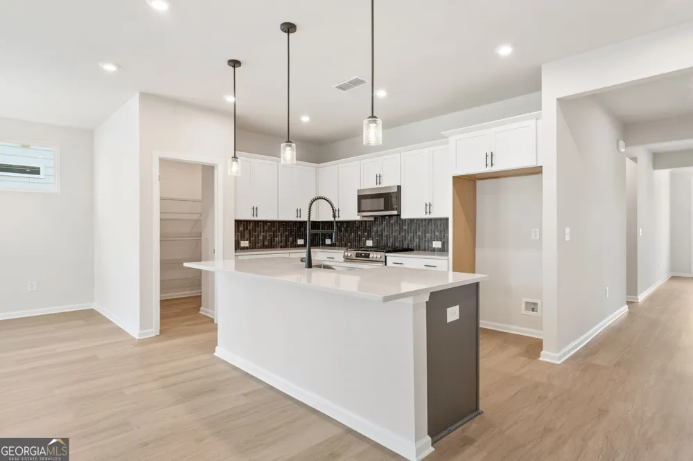 3565 Arrow Root CIR Loganville, GA 30052