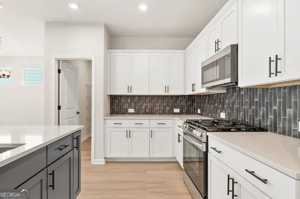 3565 Arrow Root CIR Loganville, GA 30052