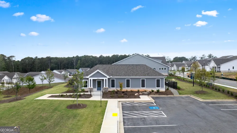 3565 Arrow Root CIR Loganville, GA 30052