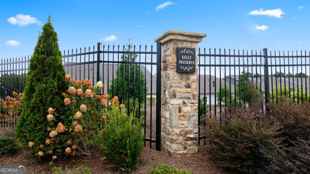 3565 Arrow Root CIR Loganville, GA 30052