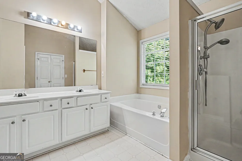 375 Clairidge LN Lawrenceville, GA 30046