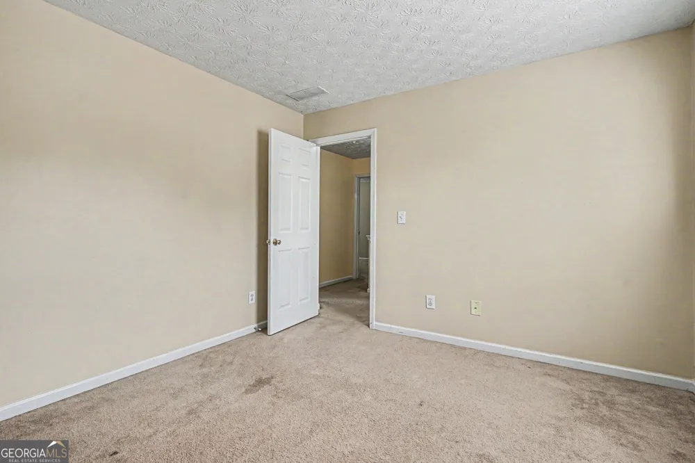 375 Clairidge LN Lawrenceville, GA 30046