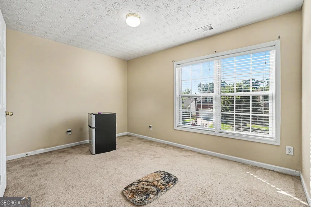 375 Clairidge LN Lawrenceville, GA 30046