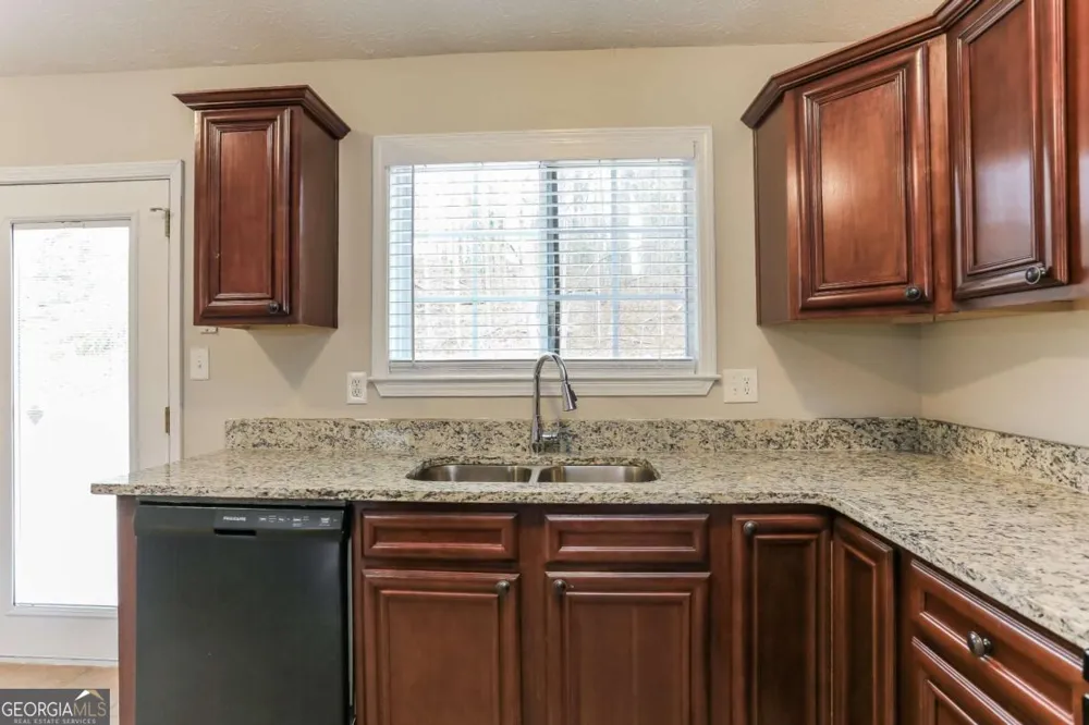 4981 Galbraith CIR Stone Mountain, GA 30088
