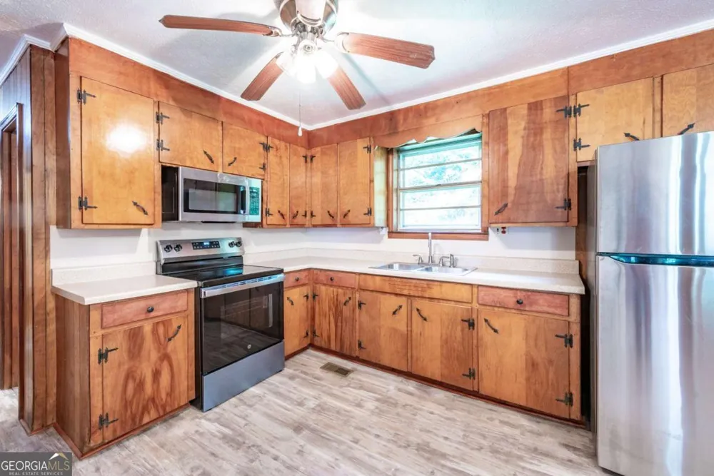 334 Scott Brown RD SE Fairmount, GA 30139