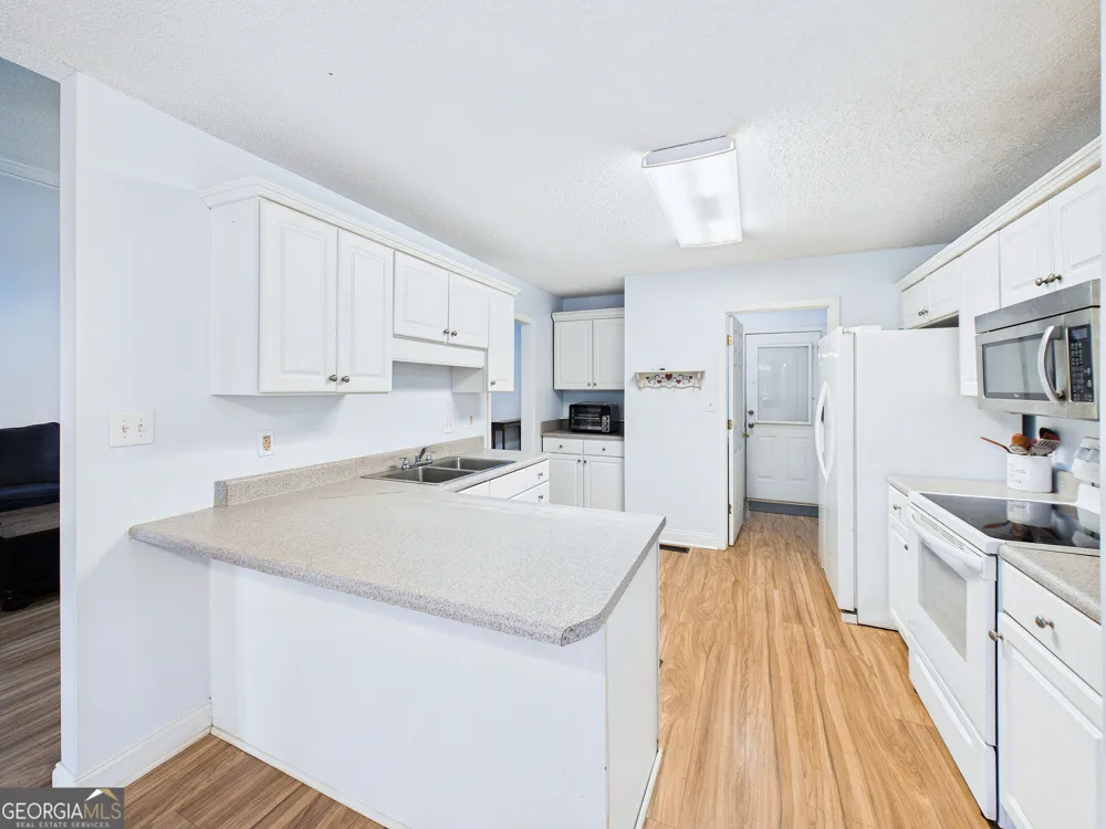 109 Quinelle DR Perry, GA 31069
