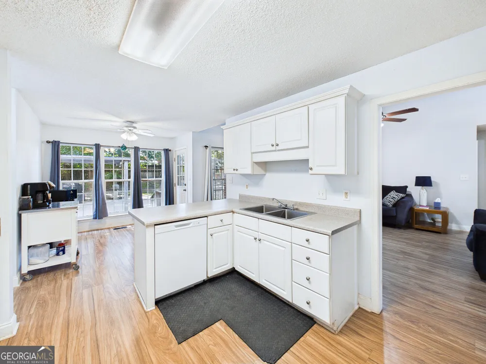 109 Quinelle DR Perry, GA 31069