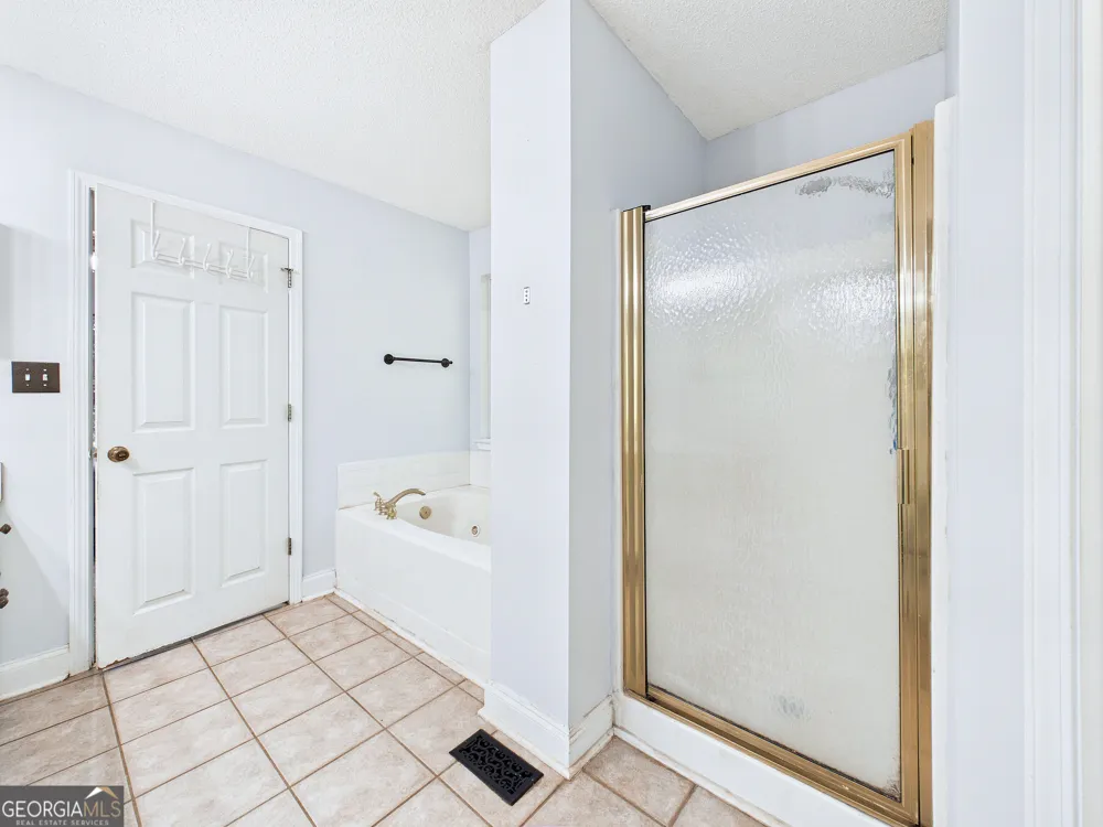 109 Quinelle DR Perry, GA 31069