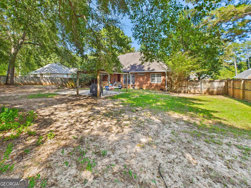 109 Quinelle DR Perry, GA 31069