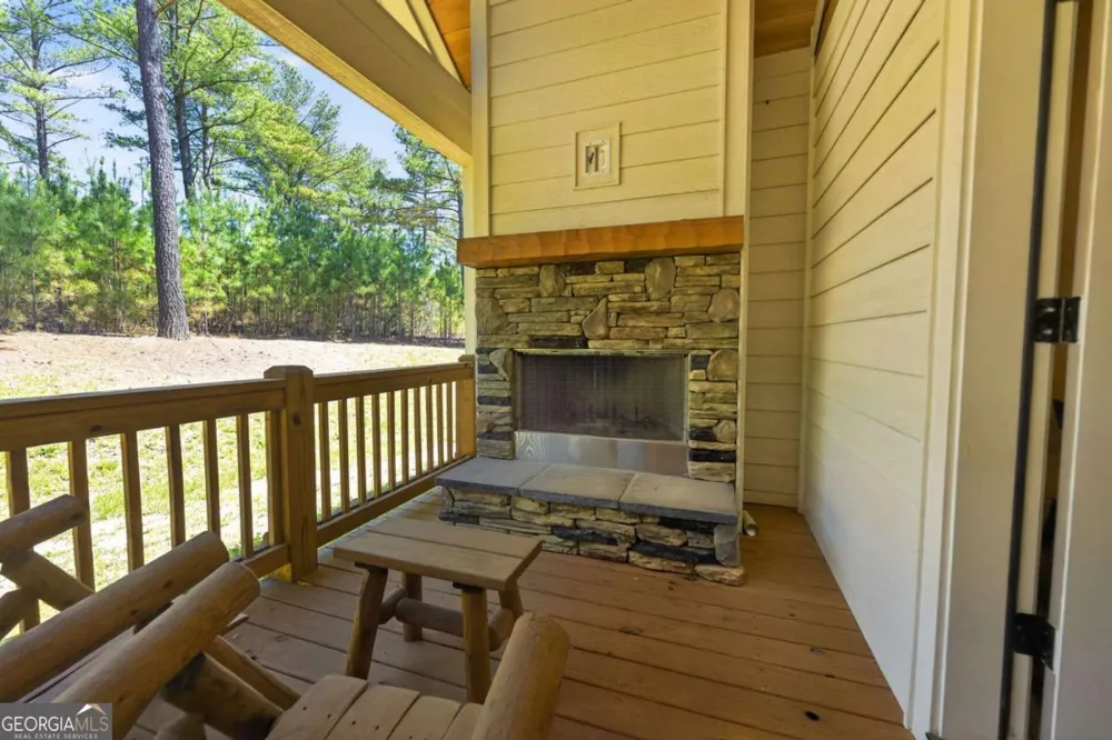 292 Highpoint TRL Blairsville, GA 30512