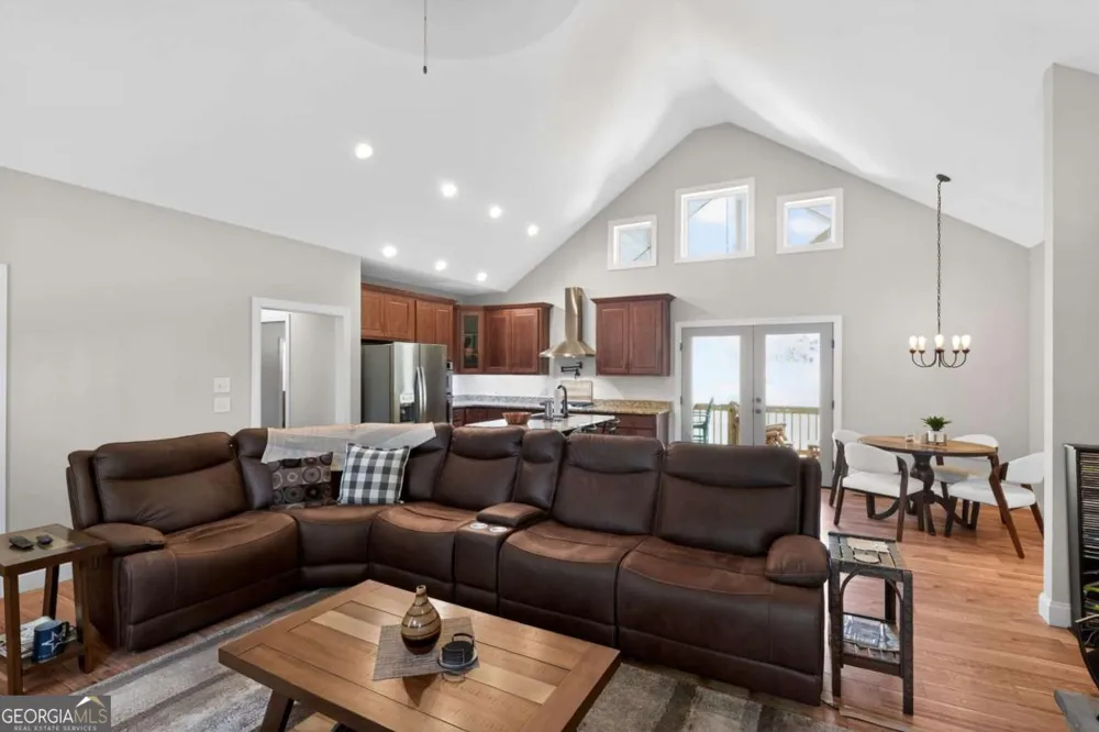 292 Highpoint TRL Blairsville, GA 30512