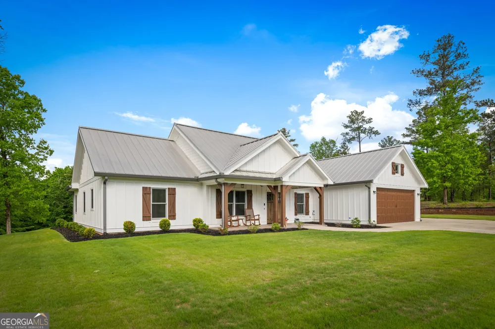 704 Town Creek Church RD Talking Rock, GA 30175