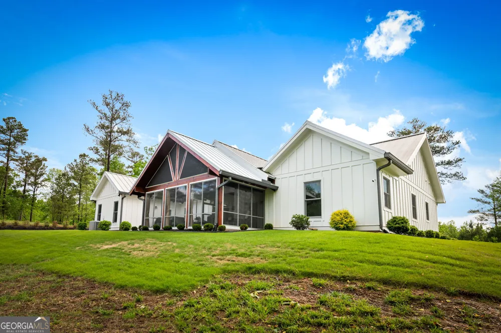704 Town Creek Church RD Talking Rock, GA 30175