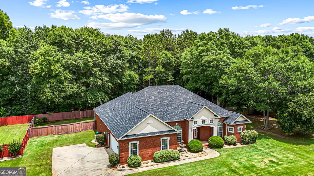 2022 Melrose PL Kathleen, GA 31047
