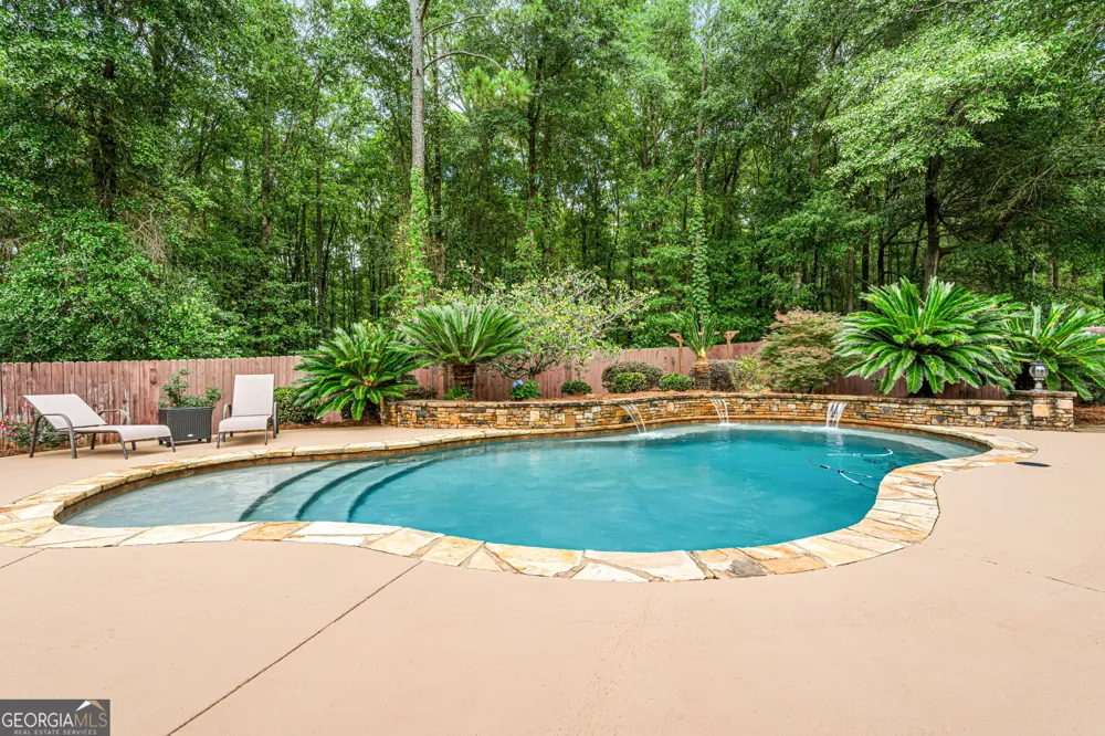 2022 Melrose PL Kathleen, GA 31047