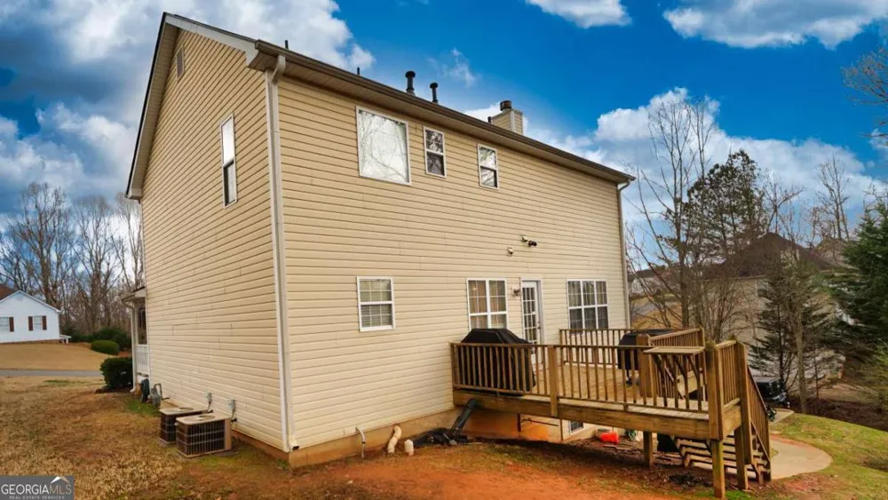 1049 Fieldstone DR Canton, GA 30114