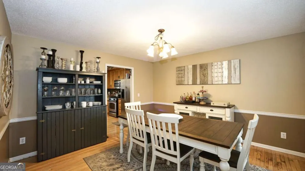 1049 Fieldstone DR Canton, GA 30114