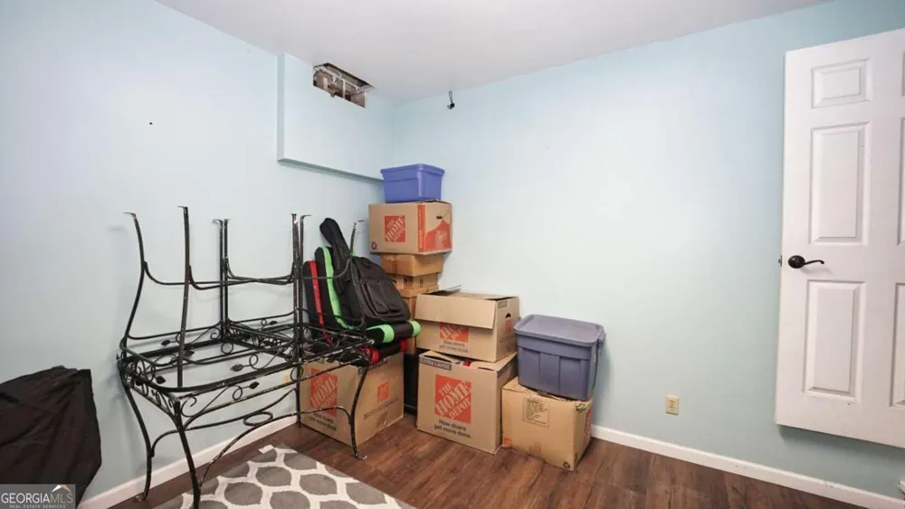1049 Fieldstone DR Canton, GA 30114