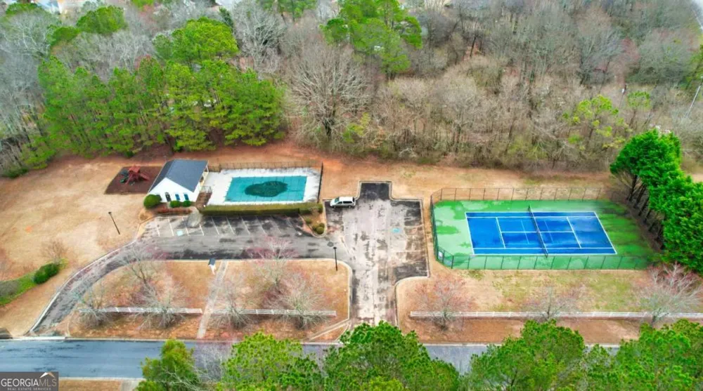 1049 Fieldstone DR Canton, GA 30114