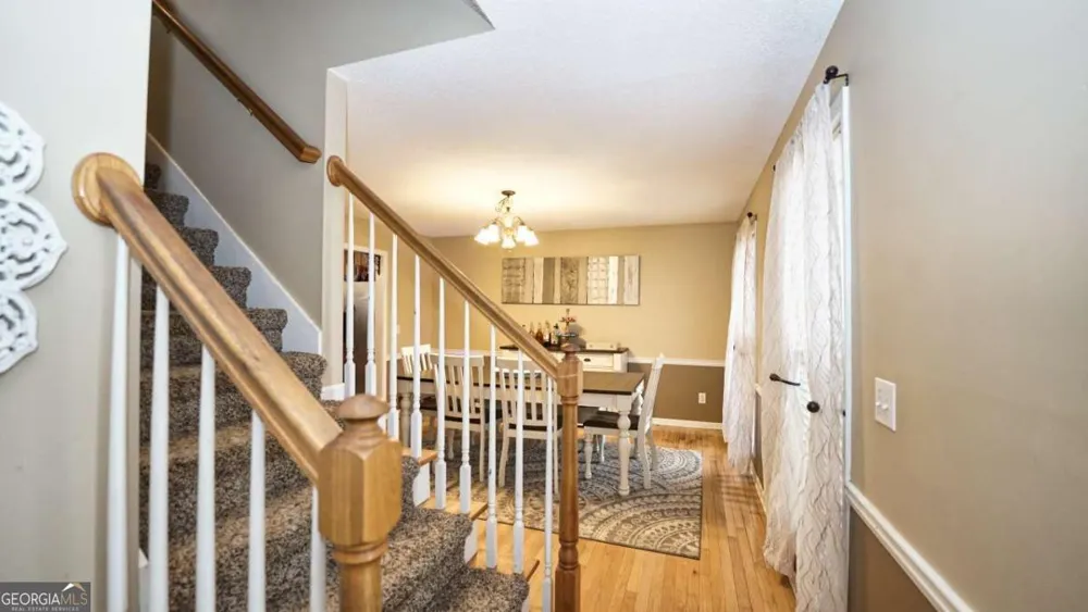 1049 Fieldstone DR Canton, GA 30114
