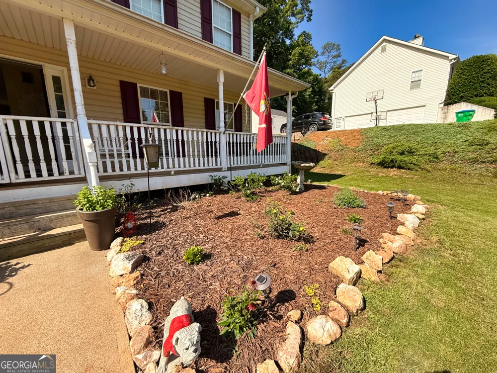 1049 Fieldstone DR Canton, GA 30114