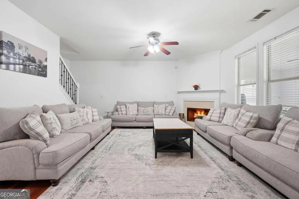 1736 Stoney Chase DR Lawrenceville, GA 30044
