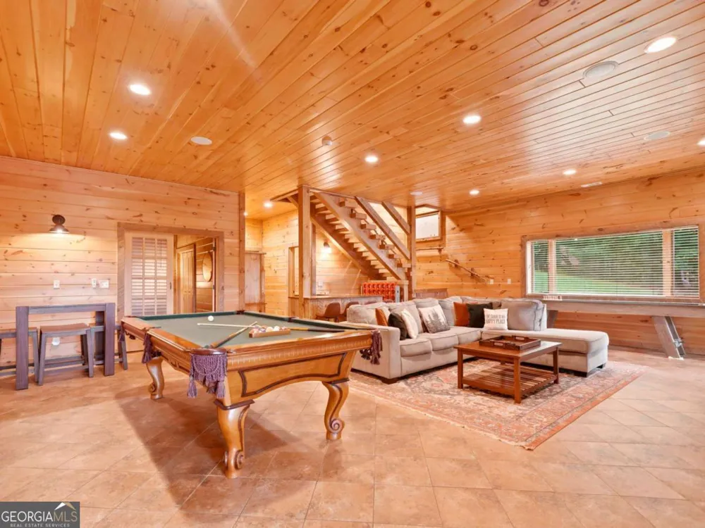 516 Endless View RD Mineral Bluff, GA 30559