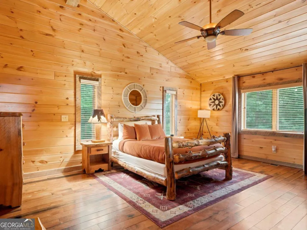516 Endless View RD Mineral Bluff, GA 30559