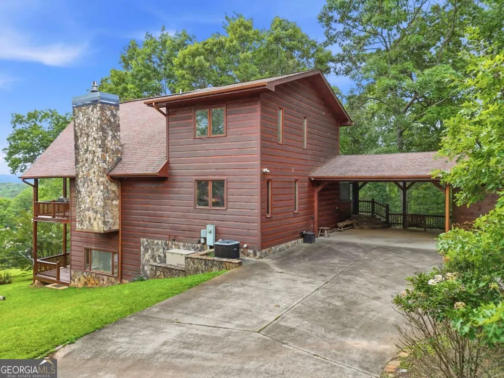 516 Endless View RD Mineral Bluff, GA 30559