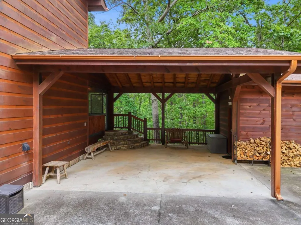 516 Endless View RD Mineral Bluff, GA 30559