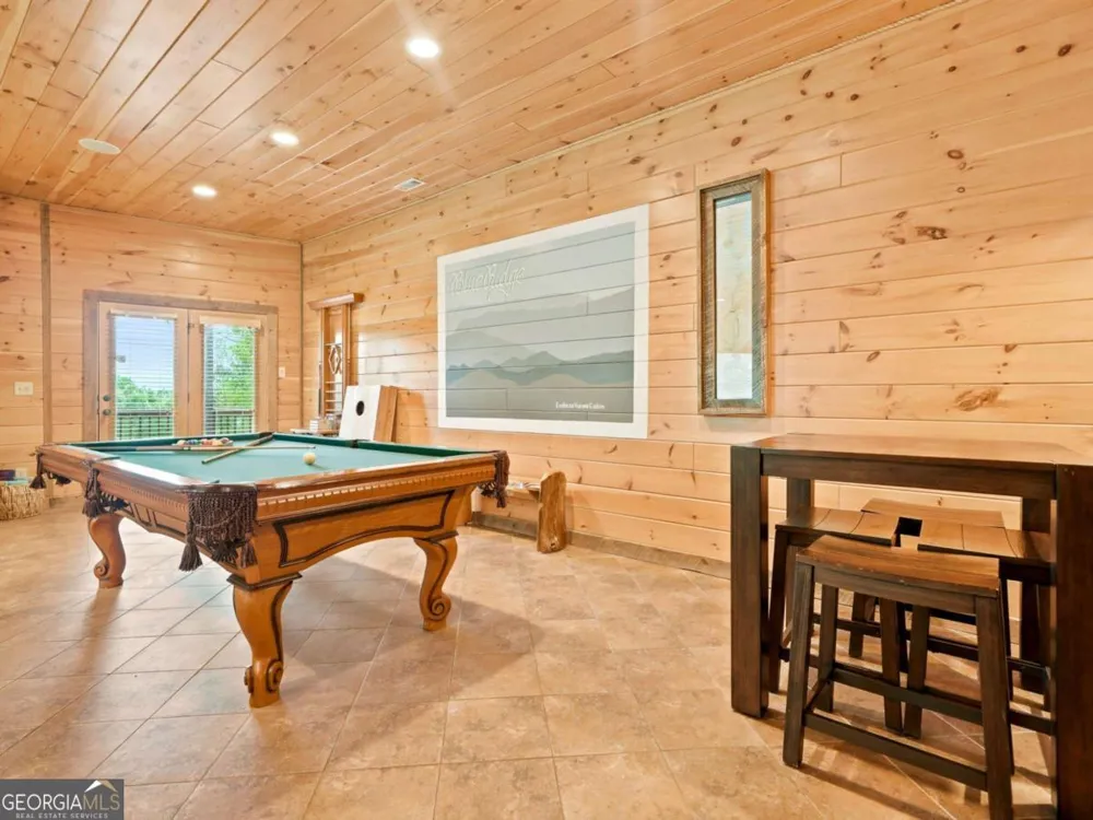516 Endless View RD Mineral Bluff, GA 30559