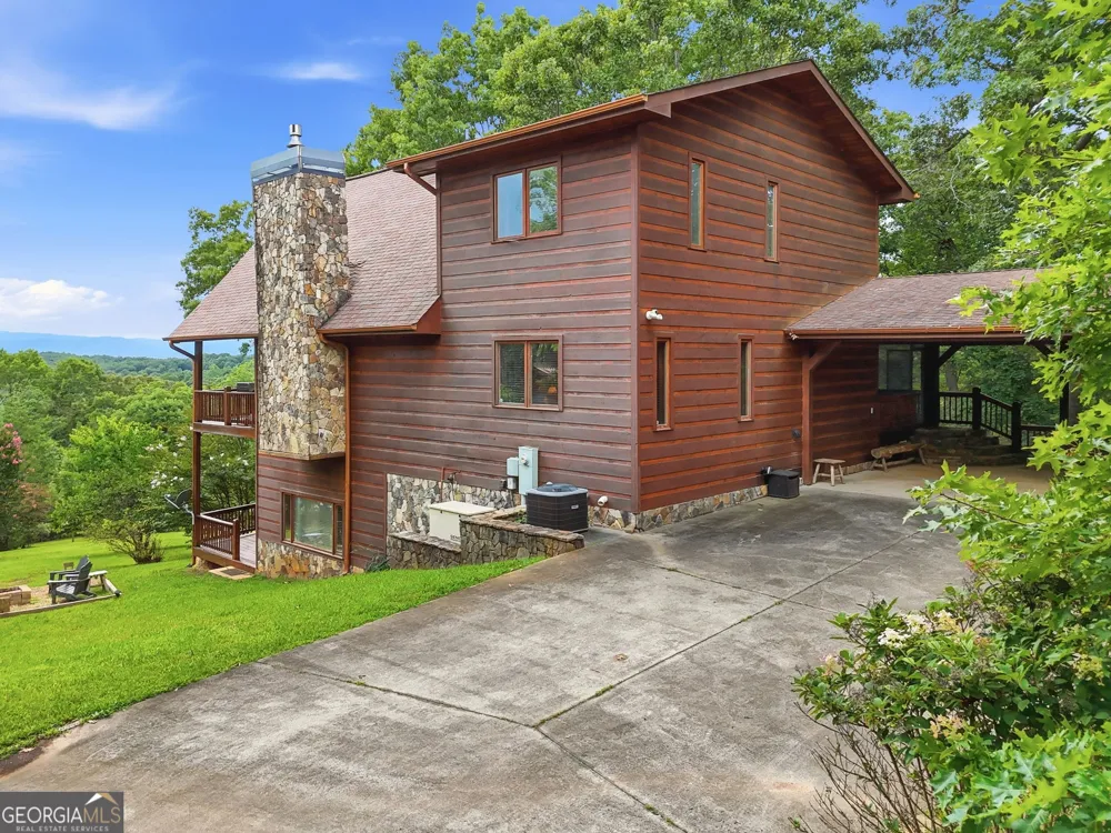 516 Endless View RD Mineral Bluff, GA 30559