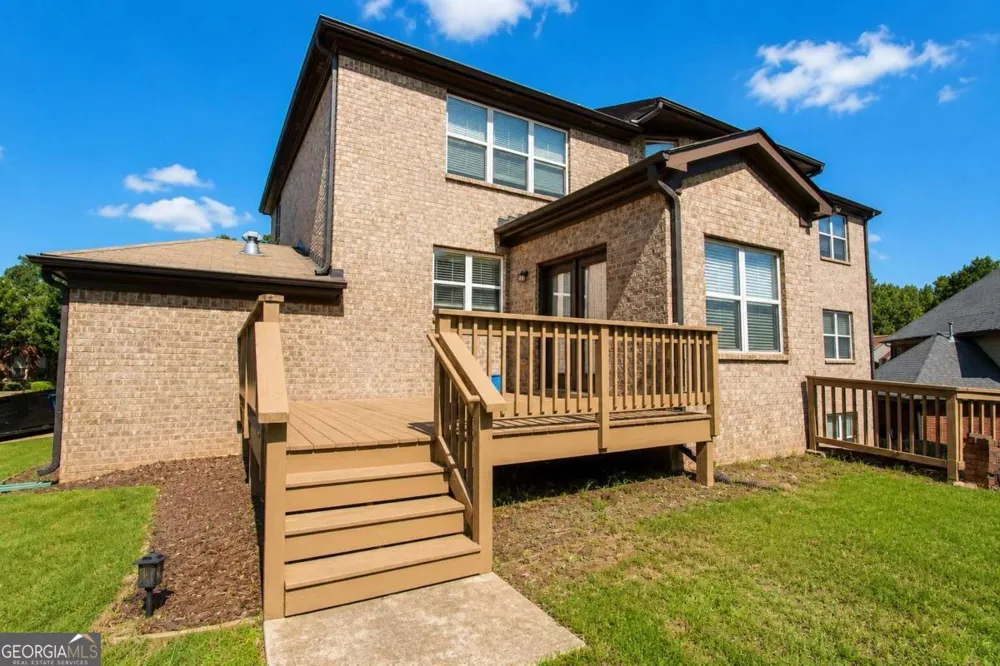 1321 Azalea Brook DR Lawrenceville, GA 30043