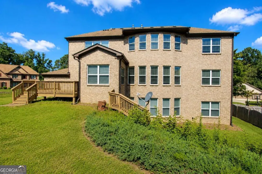 1321 Azalea Brook DR Lawrenceville, GA 30043