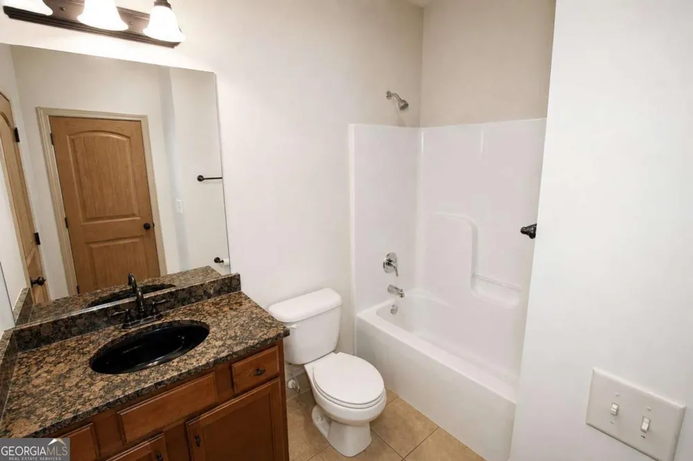 1321 Azalea Brook DR Lawrenceville, GA 30043
