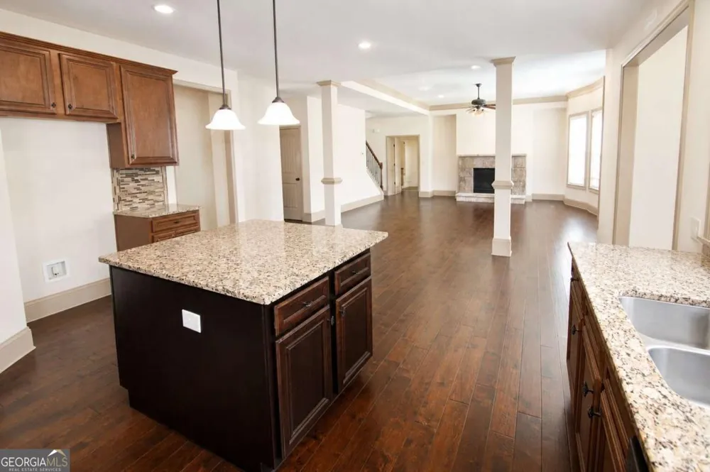 1321 Azalea Brook DR Lawrenceville, GA 30043