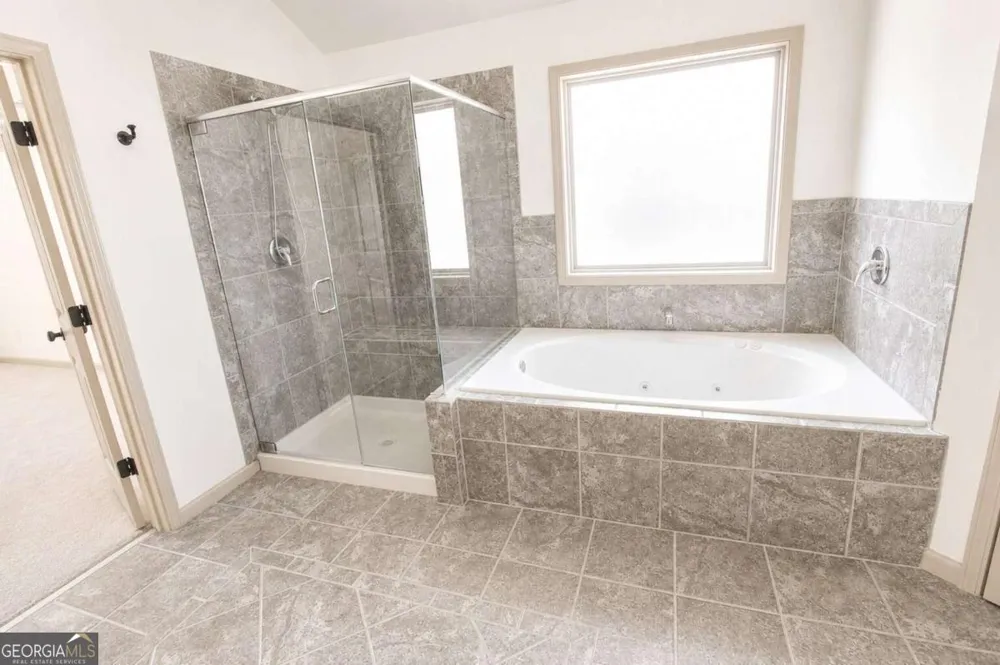 1321 Azalea Brook DR Lawrenceville, GA 30043