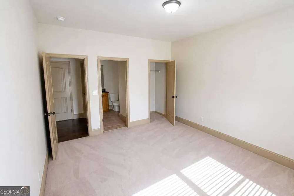 1321 Azalea Brook DR Lawrenceville, GA 30043